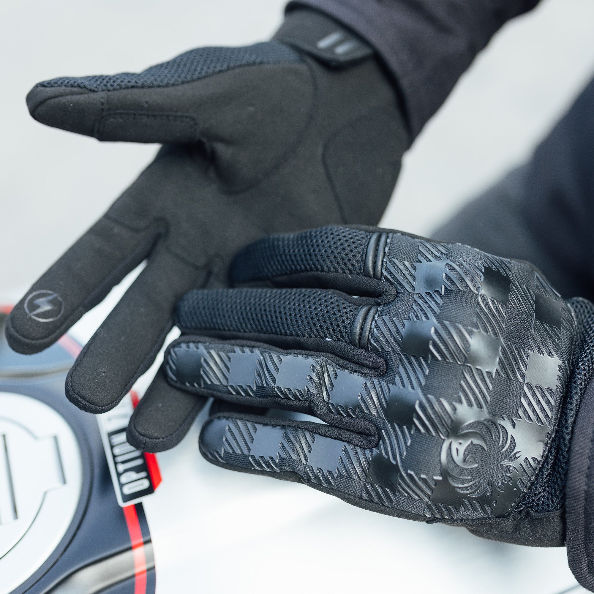 Merlin Barrett mesh D3O® glove black