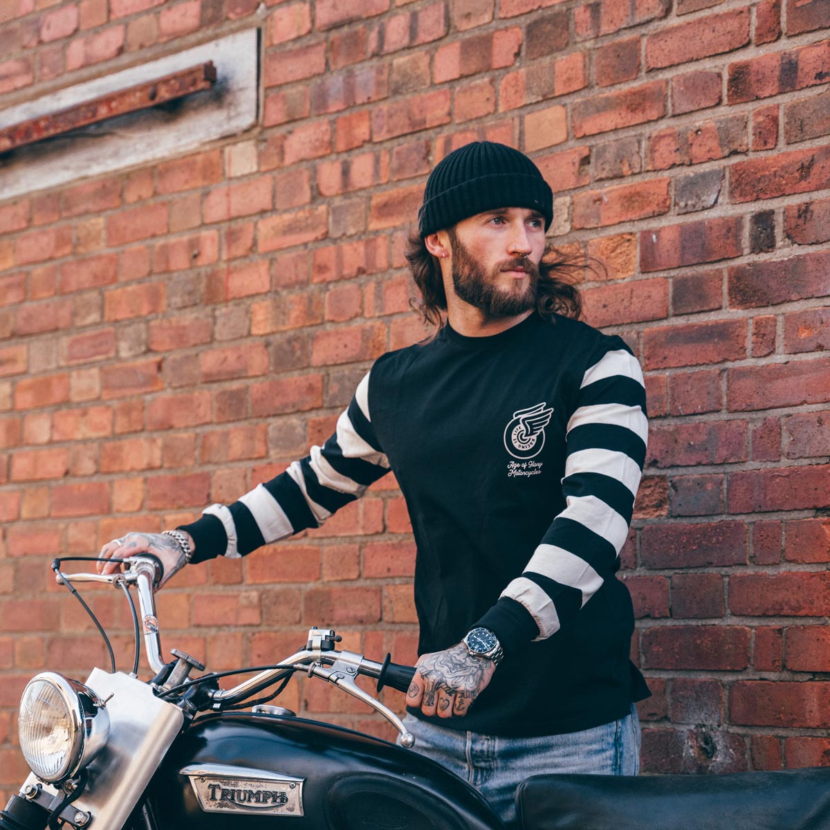 AOG Champ LS Tee Black Ecru