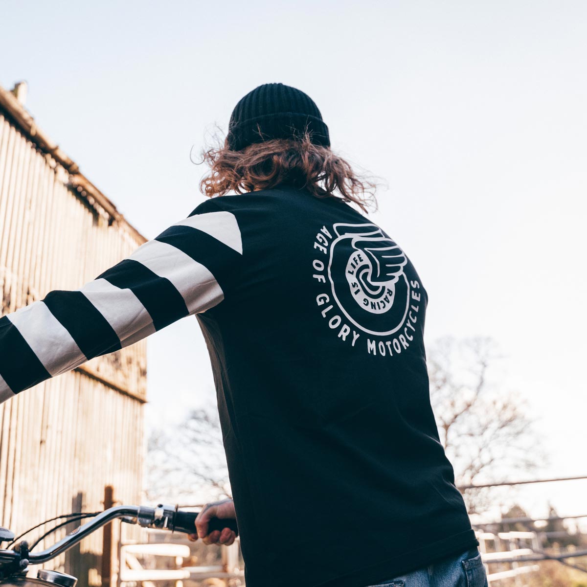 AOG Champ LS Tee Black Ecru