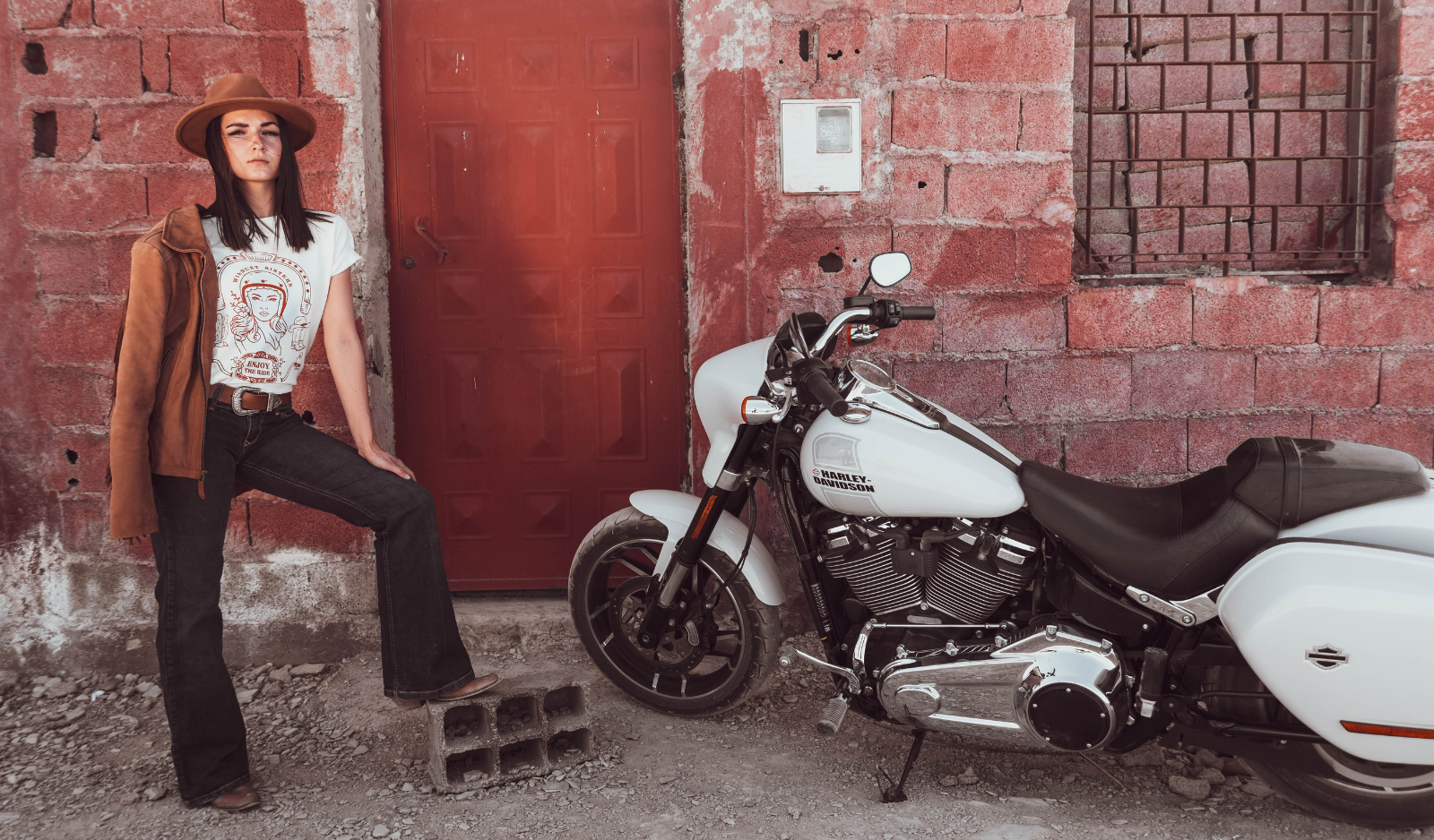 Wildust Sisters Wild West Tee