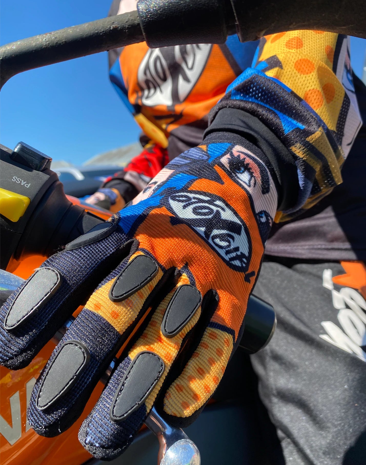 MOTOGIRL ACCESSORIES