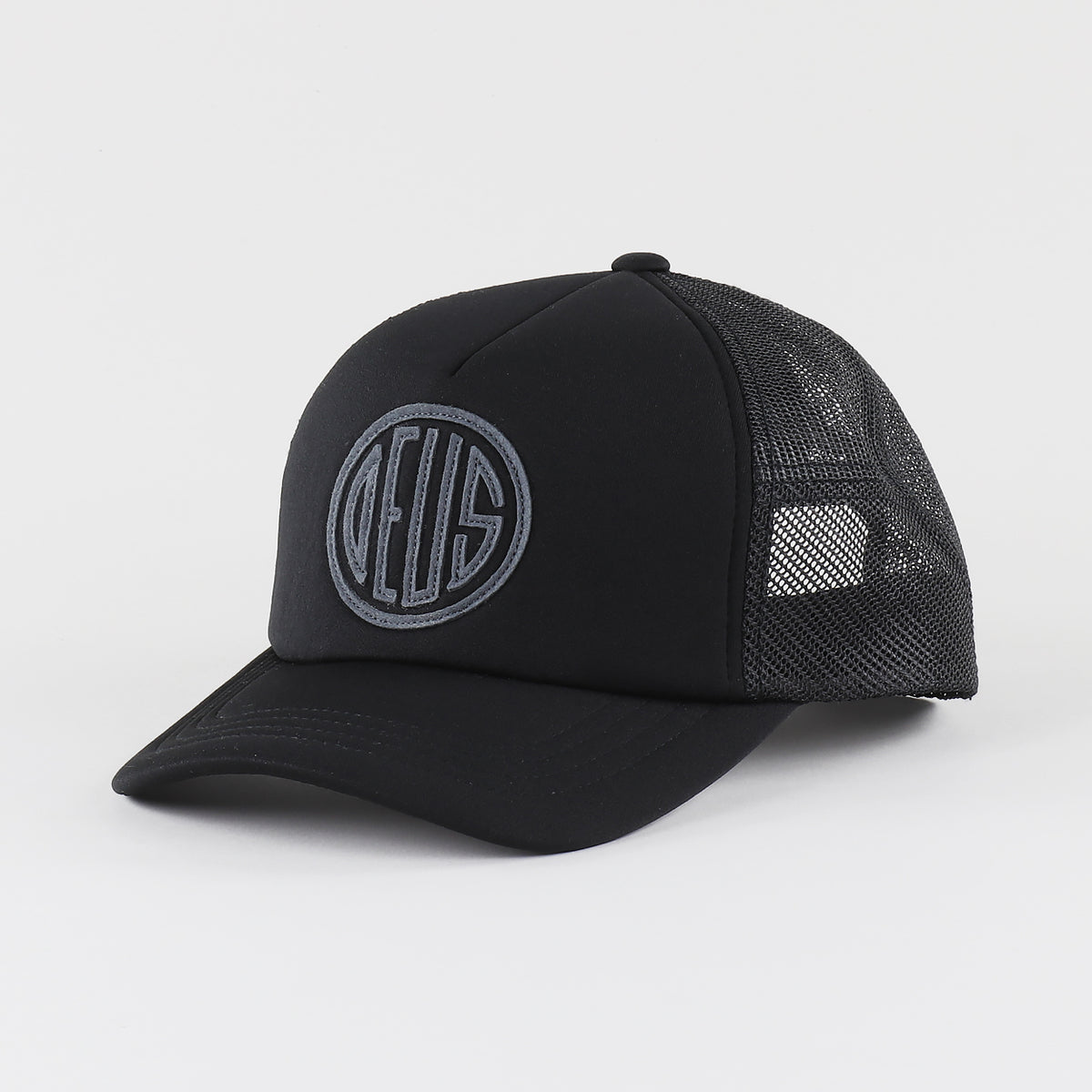 Deus Pill Trucker Cap black